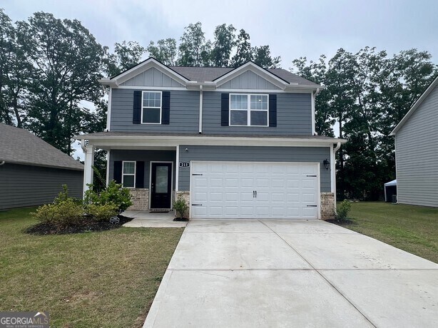 213 Limestone Cir in Conyers, GA - Building Photo