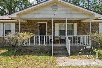 32 Gregory Ct in Allenhurst, GA - Building Photo - Building Photo