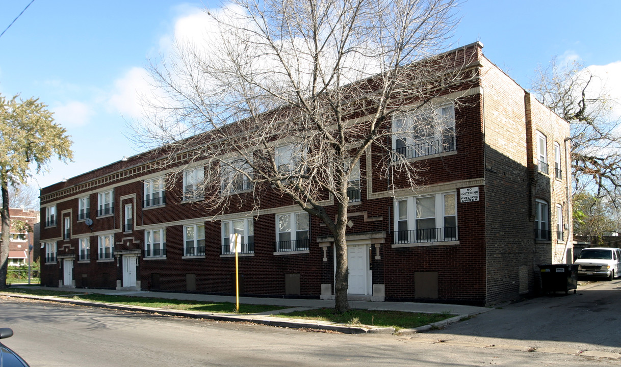 1015 N Lavergne Ave in Chicago, IL - Building Photo