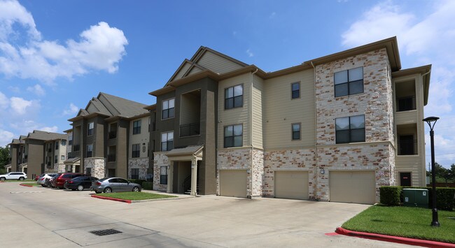 Camden Yorktown in Houston, TX - Building Photo - Building Photo