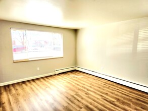 6911 W 24th Ave in Edgewater, CO - Building Photo - Building Photo