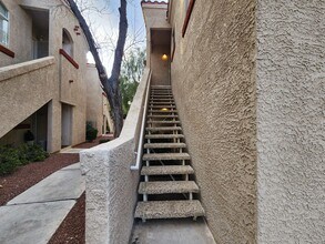 509 Indian Bluff St in Las Vegas, NV - Building Photo - Building Photo