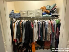 3 Repton Cir, Unit 3 in Watertown, MA - Foto de edificio - Building Photo