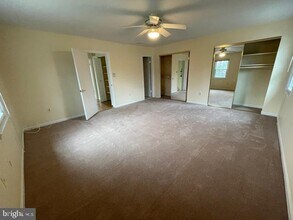 2455 N Stevens St in Alexandria, VA - Building Photo - Building Photo