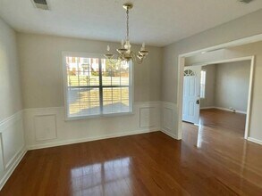 8043 Clearview Cir in Riverdale, GA - Building Photo - Building Photo