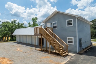 Russell Ridge Estates in Meridian, MS - Foto de edificio - Building Photo