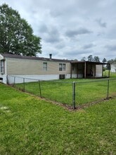 31200 US-96 in Buna, TX - Building Photo - Building Photo