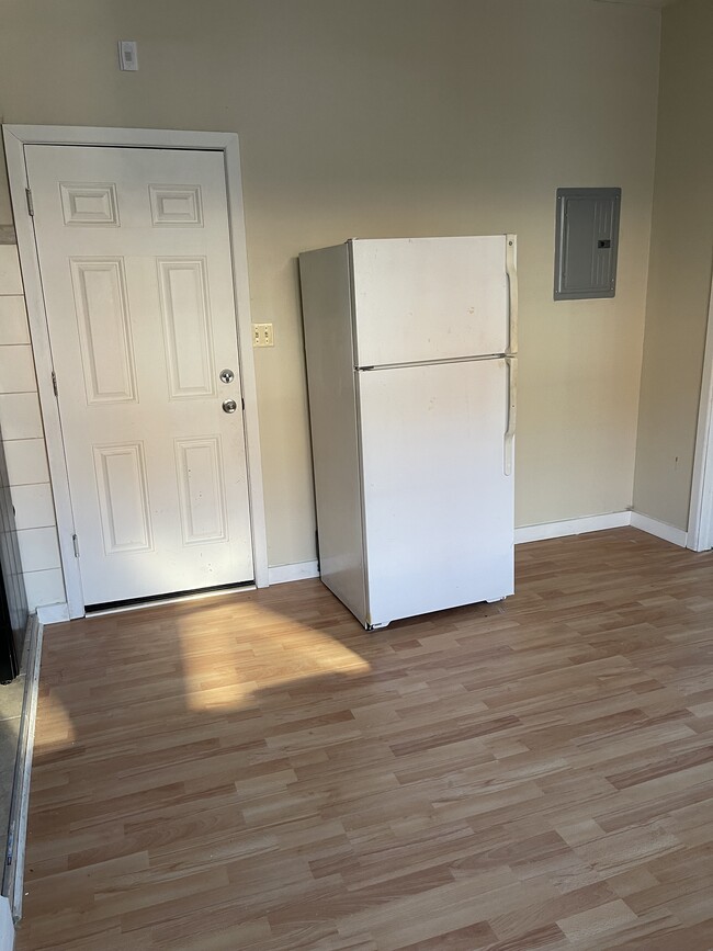 property at 4467 Frankford Ave