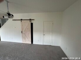 7404 Cottontail Clf in San Antonio, TX - Building Photo