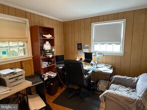1409 Kingston Ave in Alexandria, VA - Foto de edificio - Building Photo