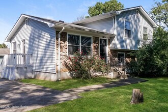 3804 Breckenridge Ln in Louisville, KY - Building Photo - Building Photo