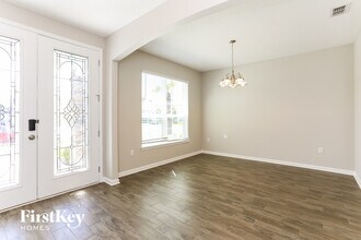 3879 Hammock Bluff Dr in Jacksonville, FL - Building Photo - Building Photo