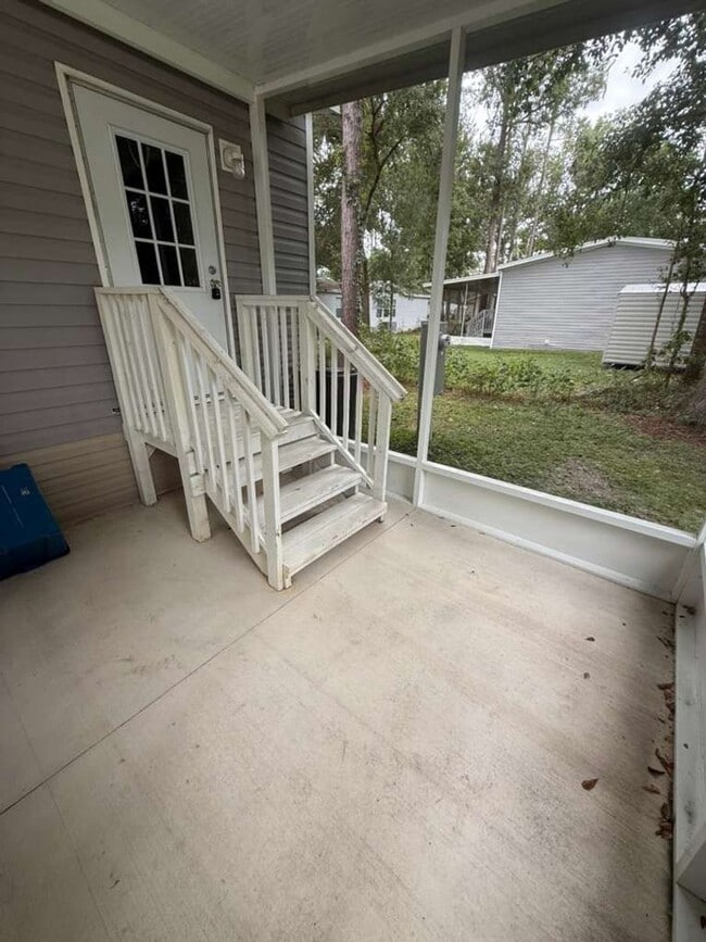 2885 Kingswood Cir in Brooksville, FL - Building Photo - Building Photo