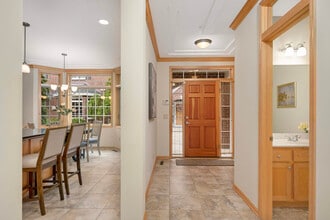 10855 Falling Water Ln in Woodbury, MN - Building Photo - Building Photo