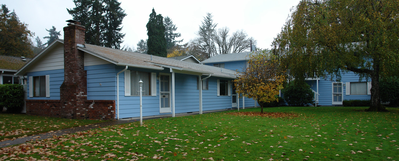 1339-1345 Fir St S in Salem, OR - Building Photo