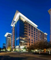 Hanover Southampton in Houston, TX - Building Photo
