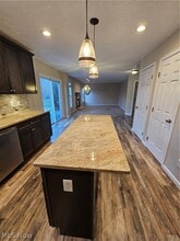 687 Brookside Ln in Northfield, OH - Building Photo - Building Photo