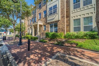 3885 Asbury Ln in Addison, TX - Building Photo - Building Photo