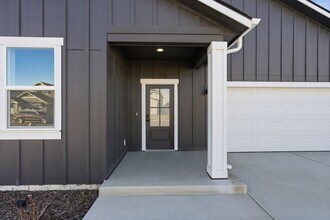 5338 E Dorado Ave in Post Falls, ID - Building Photo - Building Photo