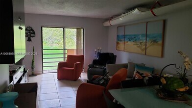 14857 SW 104th St in Miami, FL - Building Photo - Building Photo