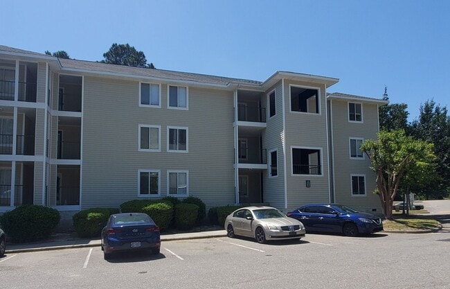property at 3375 Galleria Dr