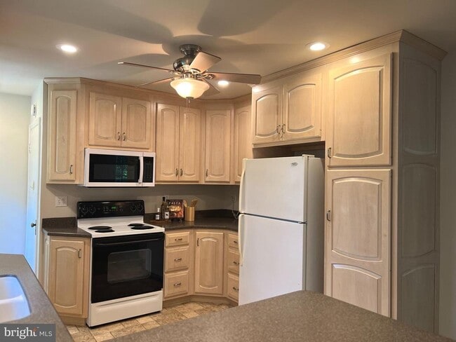 property at 3100 N Toronto St