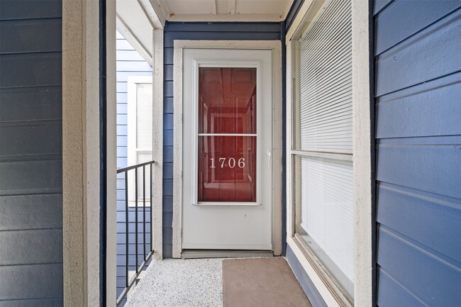 property at 18519 Egret Bay Blvd