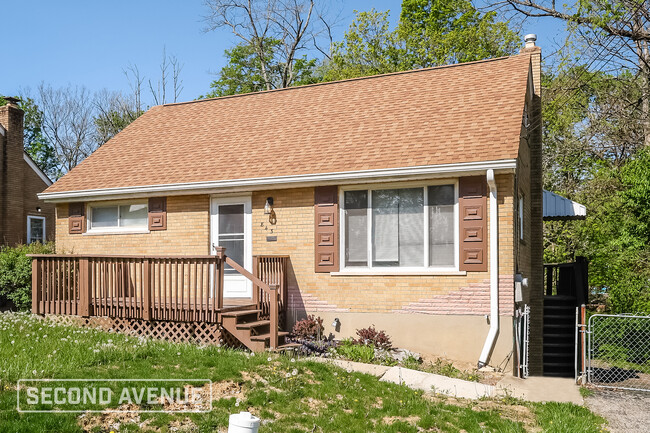 property at 843 Ivyhill Dr