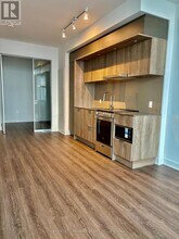 448 Burnhamthorpe Rd W in Mississauga, ON - Building Photo - Building Photo