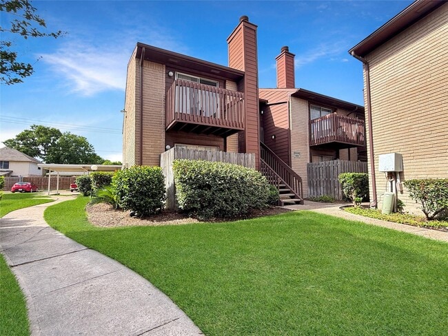 property at 12905 Woodforest Blvd