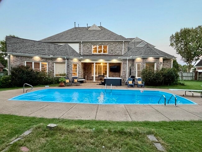property at 1001 Fall Springs Rd