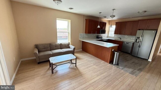 property at 219 S Washington St