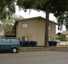 8082 Madison Ave in Midway City, CA - Building Photo - Building Photo