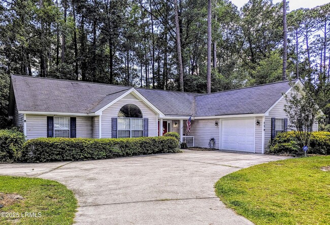 property at 89 Thomas Sumter St