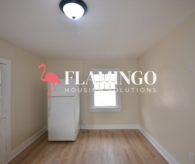 1827 Elsmere Ave in Dayton, OH - Building Photo - Building Photo