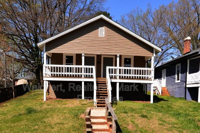 1032 Cornell St in Durham, NC - Foto de edificio - Building Photo