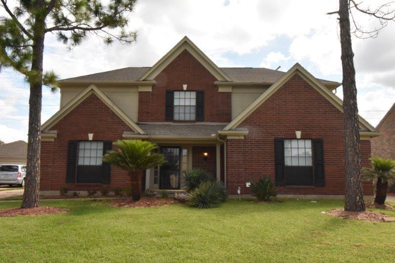 9007 Woodleigh Dr in Houston, TX - Building Photo