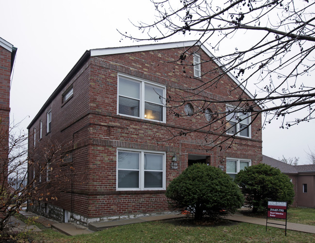 3188 Watson Rd in St. Louis, MO - Foto de edificio - Building Photo