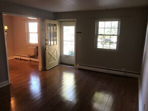 207 Walnut Hill Rd in West Chester, PA - Building Photo - Building Photo