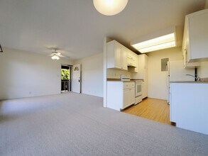 94-1400-1400 Kulewa Loop in Waipahu, HI - Building Photo - Building Photo