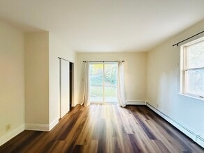 15 Pennsylvania Ave in Newton, MA - Building Photo - Building Photo