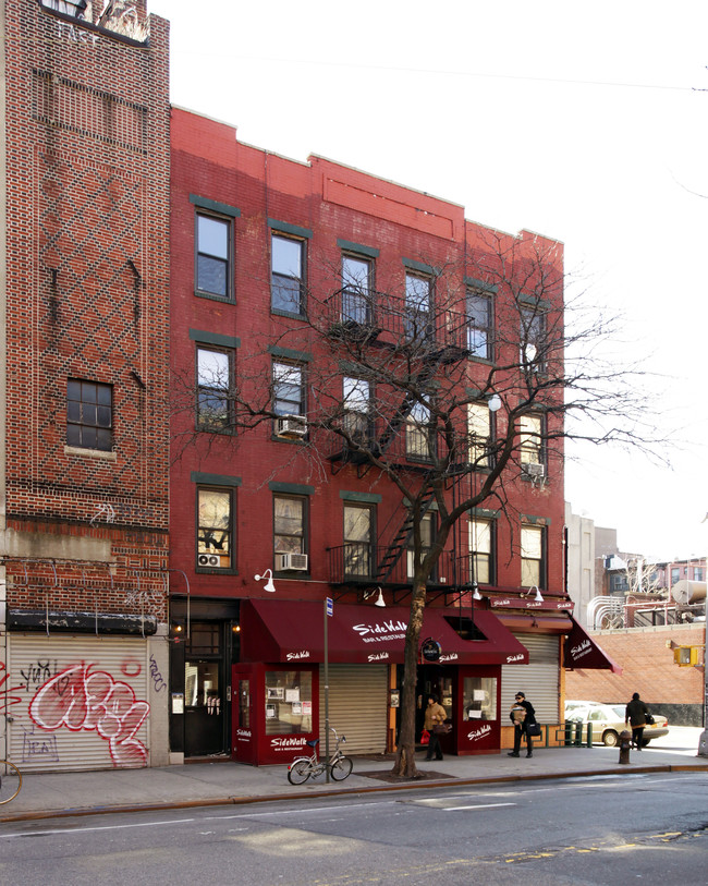 94-96 Avenue A in New York, NY - Building Photo - Building Photo