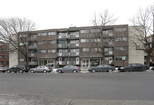 4105 Bourret in Montréal, QC - Building Photo