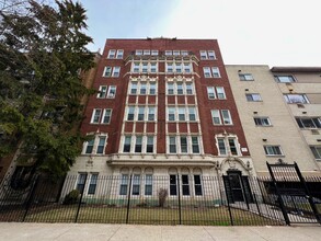 5417 Kenmore LLC in Chicago, IL - Building Photo - Building Photo