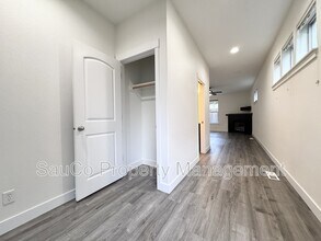 4663 SW Ace Terrace in Beaverton, OR - Building Photo - Building Photo