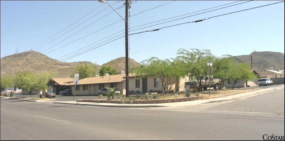 Casa Palomas in Phoenix, AZ - Building Photo