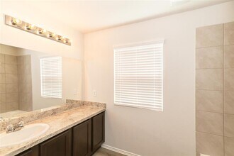 13804 Winding Path Ln in Willis, TX - Building Photo - Building Photo