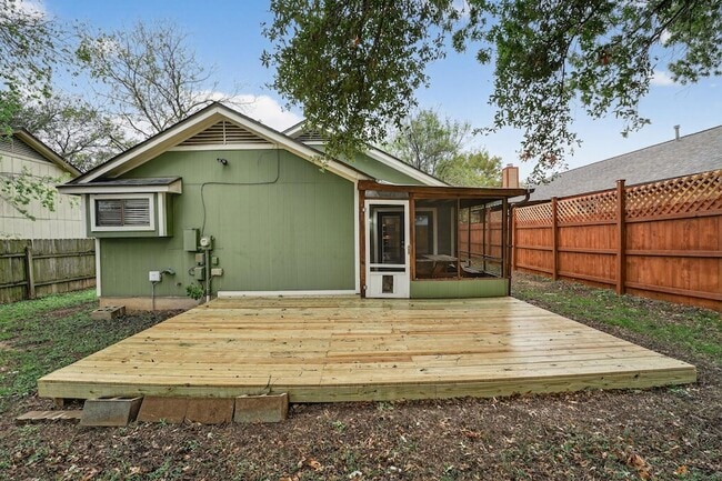 12331 Limerick Ave in Austin, TX - Building Photo - Building Photo