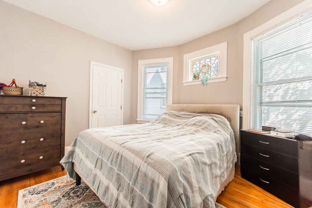 47 Cornwall St, Unit 1 in Boston, MA - Building Photo