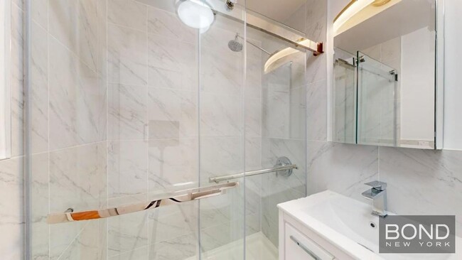 1614 York Avenue in New York, NY - Building Photo - Floor Plan